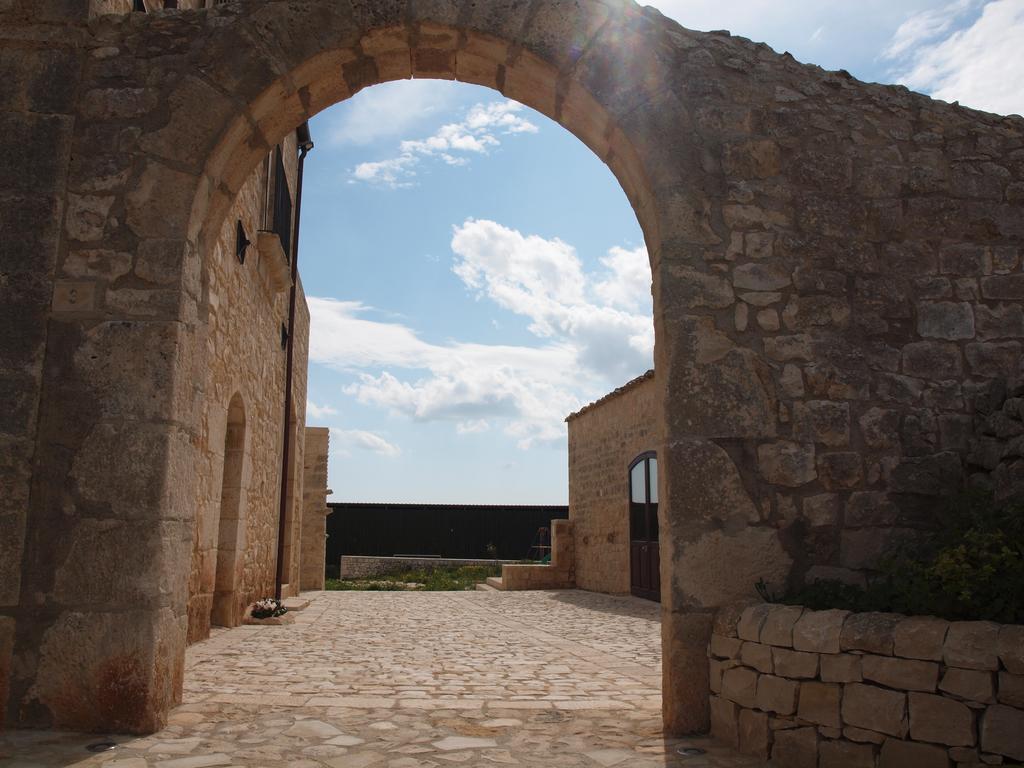 Agriturismo Arà Vila Casale Zappulla Exterior foto